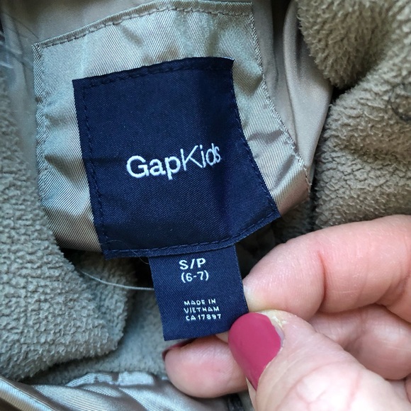 Warm Gap Coat - Picture 6 of 6